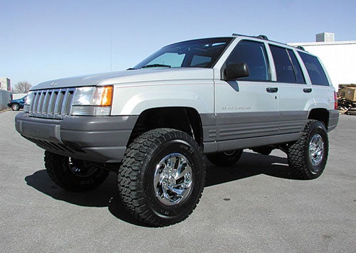 Take your Jeep Grand Cherokee to the extreme with Tuff Country Lift kits