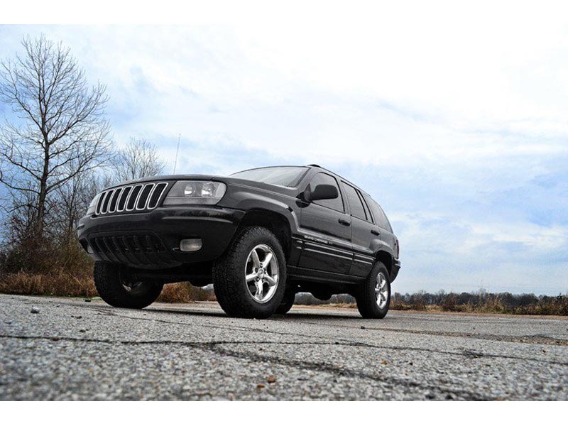 69530, Rough Country 2 inch Suspension Lift Kit for the Jeep Grand Cherokee