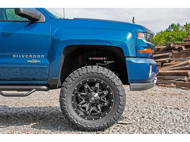 17450, Rough Country 7 inch Suspension Lift Kit for the Silverado
