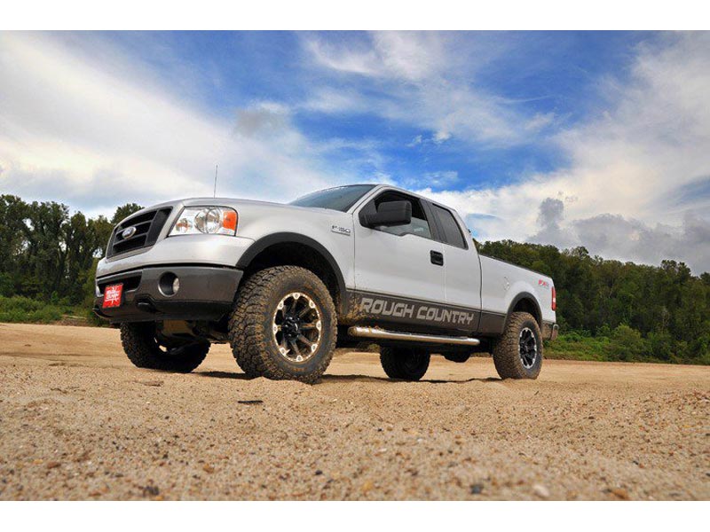 57030, Rough Country 2.5 inch Suspension Leveling Lift Kit for the Ford